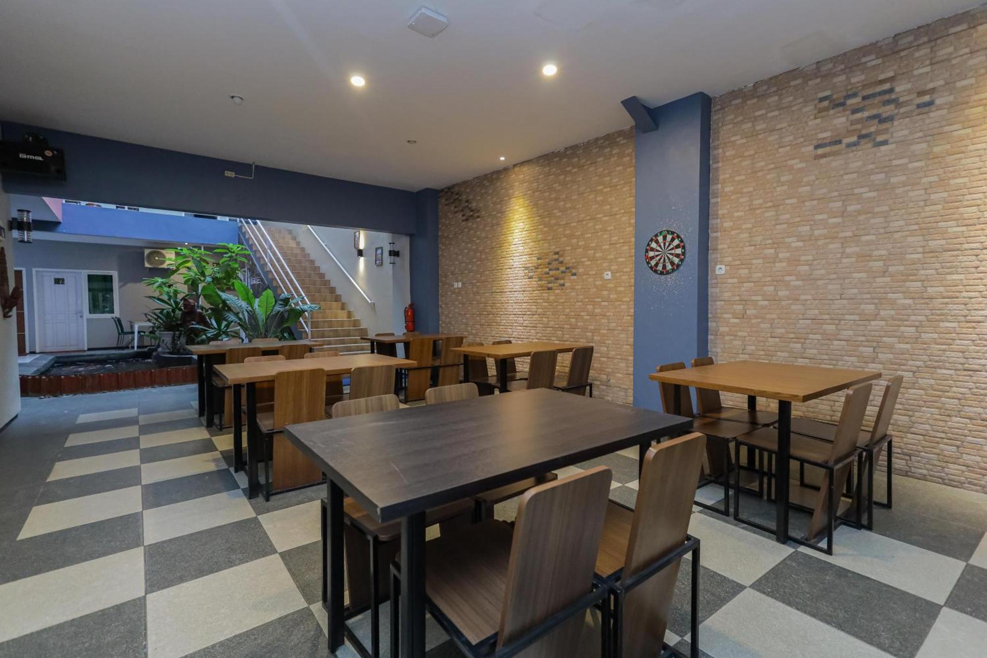 מאלאנג Reddoorz Plus At Swun Stay Raya Langsep מראה חיצוני תמונה