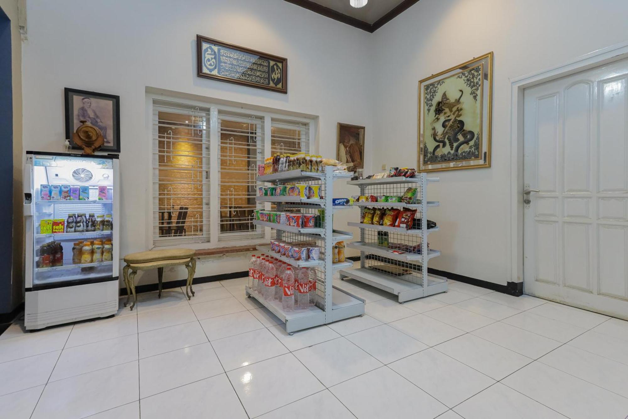 מאלאנג Reddoorz Plus At Swun Stay Raya Langsep מראה חיצוני תמונה