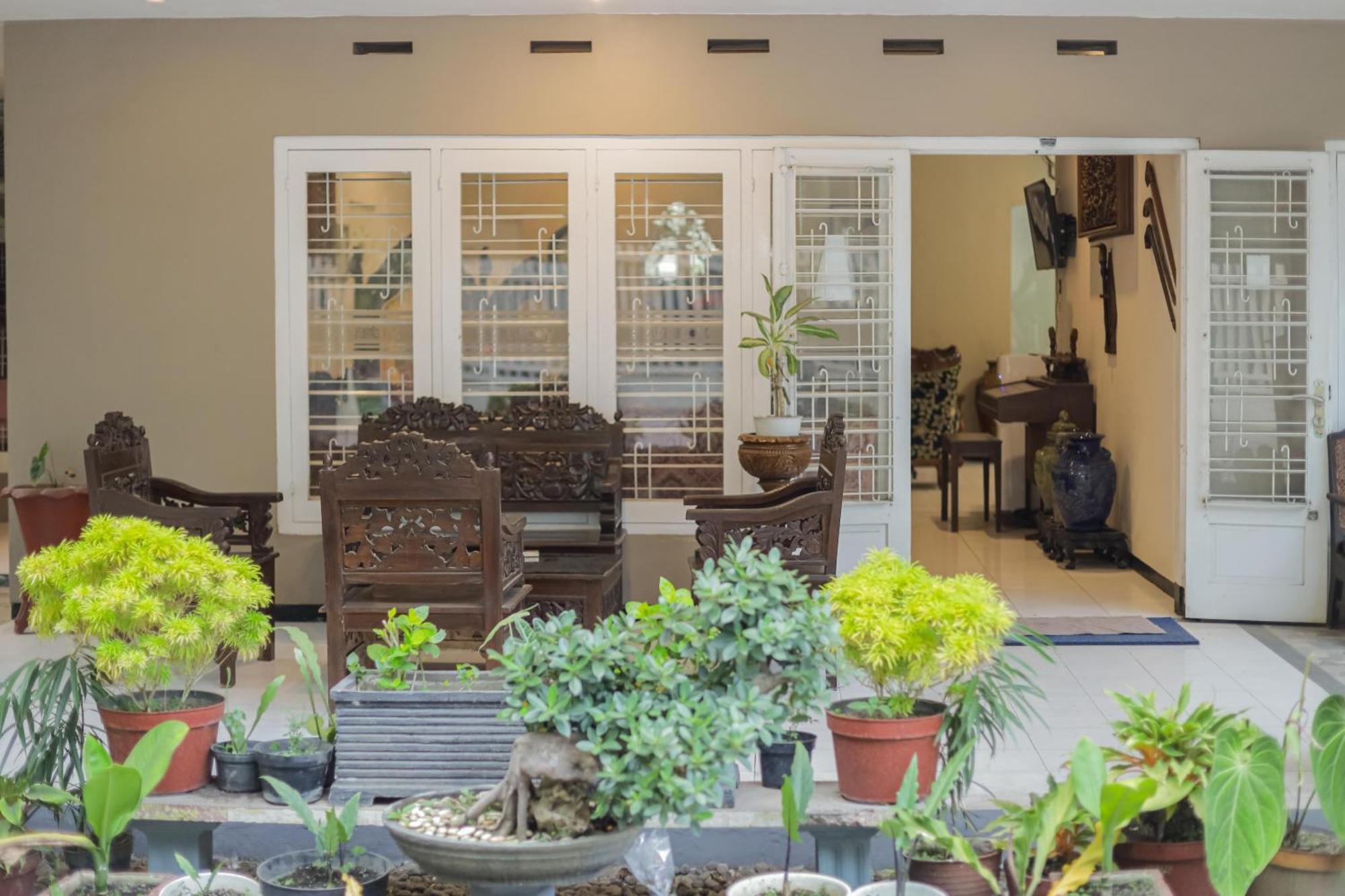 מאלאנג Reddoorz Plus At Swun Stay Raya Langsep מראה חיצוני תמונה
