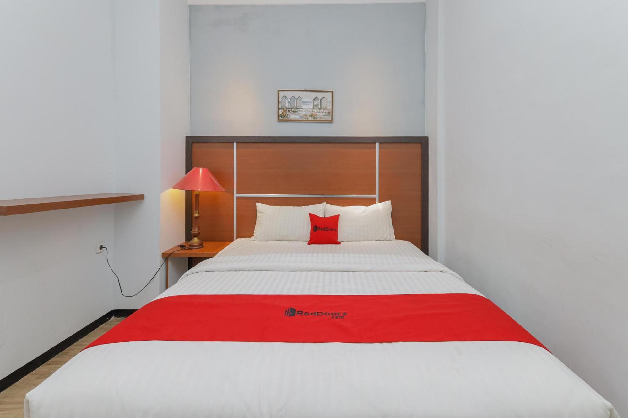 מאלאנג Reddoorz Plus At Swun Stay Raya Langsep מראה חיצוני תמונה