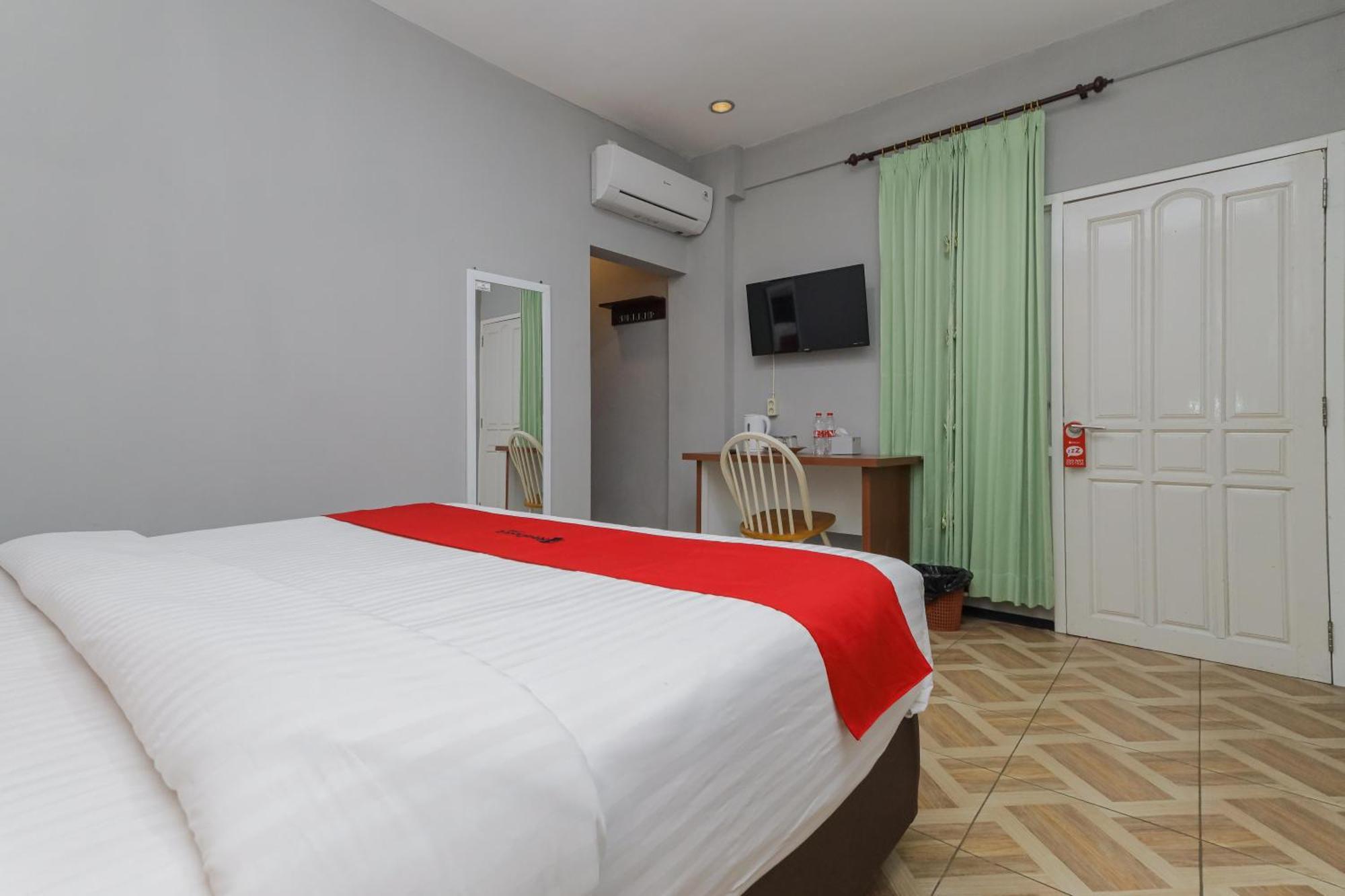 מאלאנג Reddoorz Plus At Swun Stay Raya Langsep מראה חיצוני תמונה