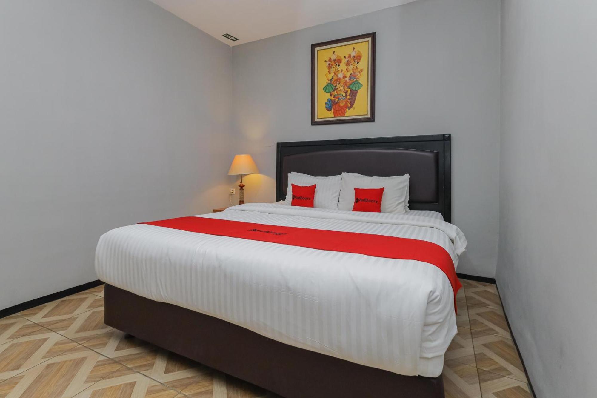 מאלאנג Reddoorz Plus At Swun Stay Raya Langsep מראה חיצוני תמונה