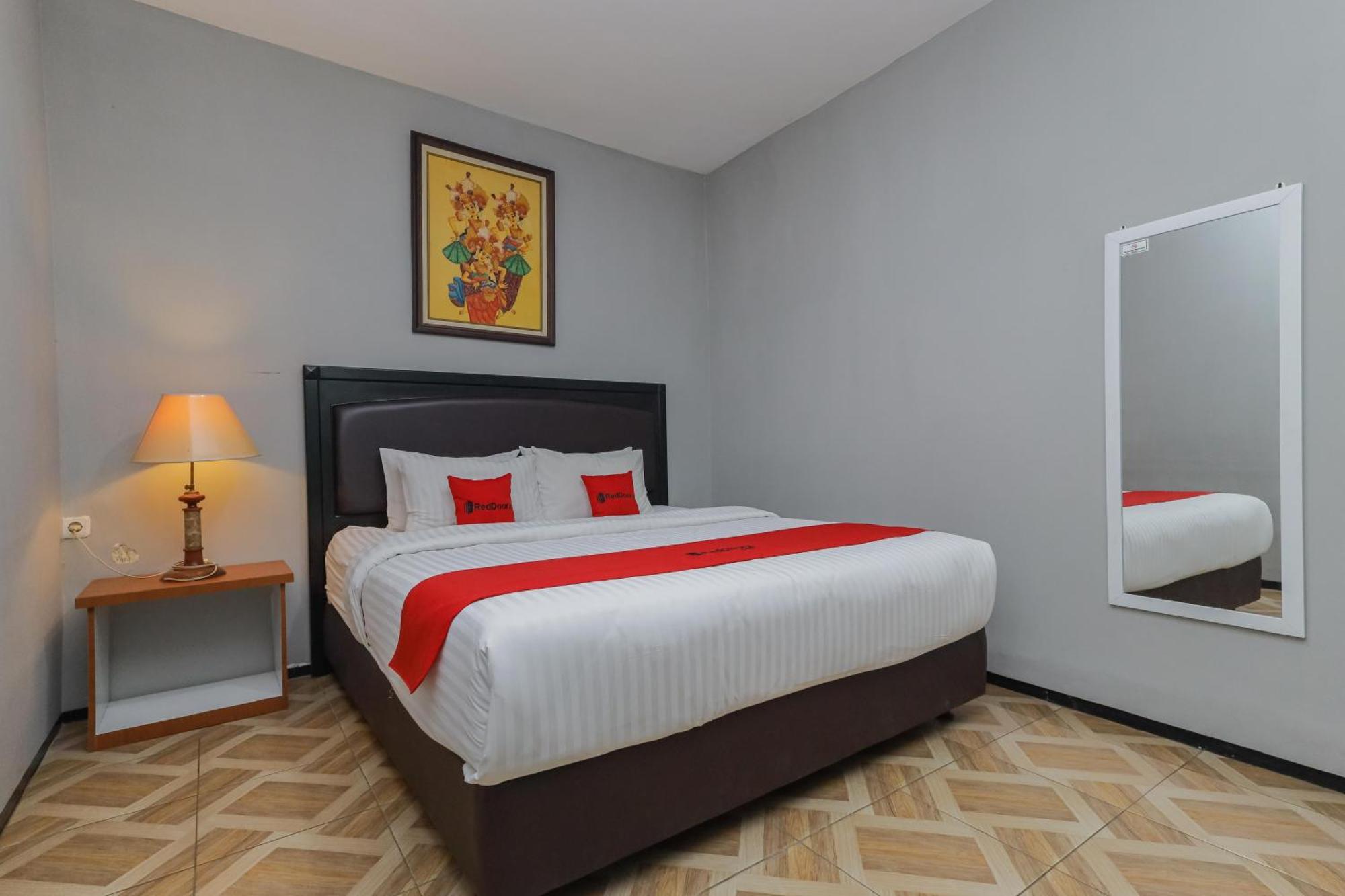 מאלאנג Reddoorz Plus At Swun Stay Raya Langsep מראה חיצוני תמונה